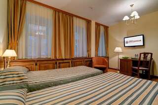 Гостиница Сретенская гостиница Москва Улучшенный двухместный номер с 2 отдельными кроватями-3